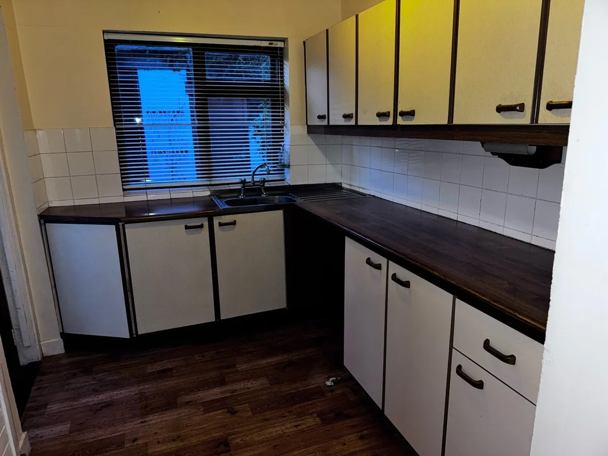 KITCHEN perfect condition - Image 1