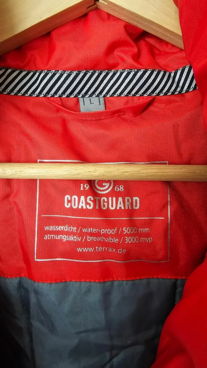 Waterproof Winter Snow Jacket Large Lightweight - Image 2