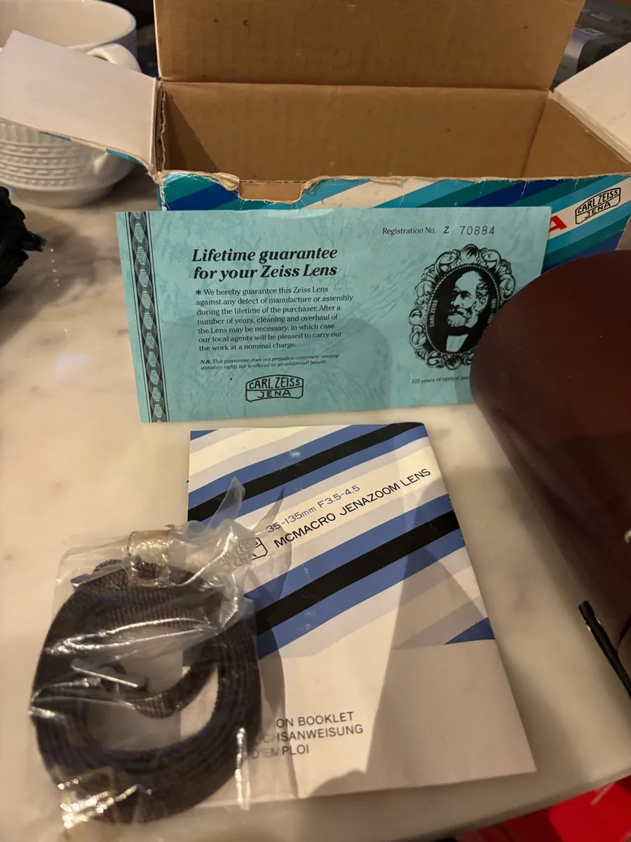 Carl Zeiss 35-135mm F3.5-4.5 Jenazoom macro Lens - Image 4