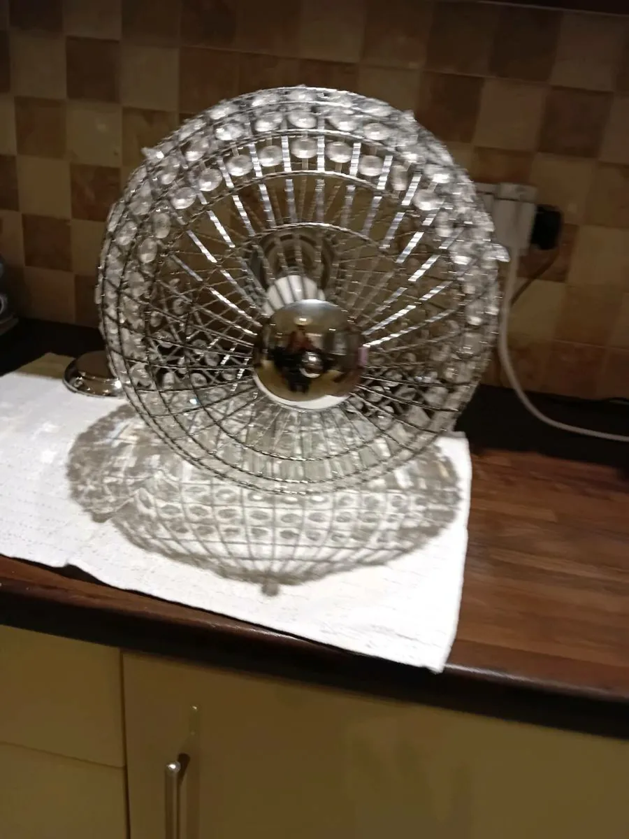 LARGE URSULA CRYSTAL BALL CEILING LIGHT AS NEW - Image 2