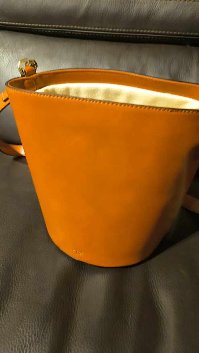 Beautiful ladies bag - Image 1