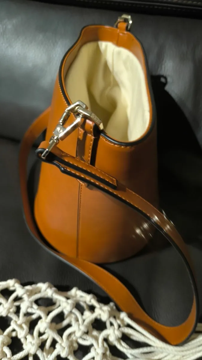 Beautiful ladies bag - Image 4