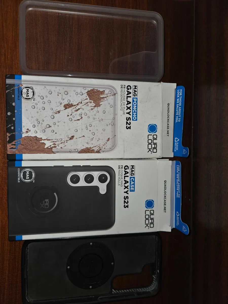 Motorcycle clothing and quadlock cases - Image 4