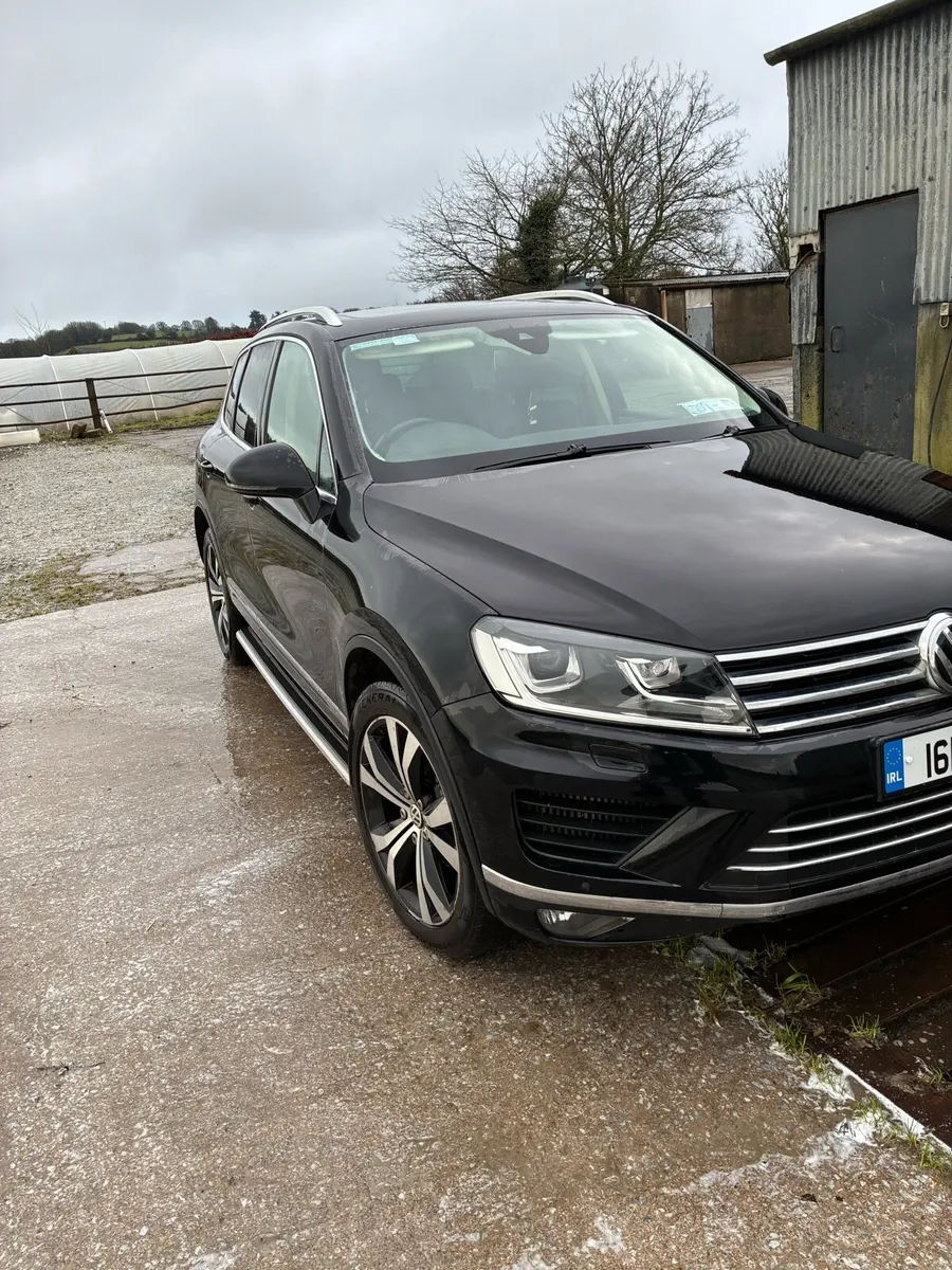 Volkswagen Touareg - Image 1
