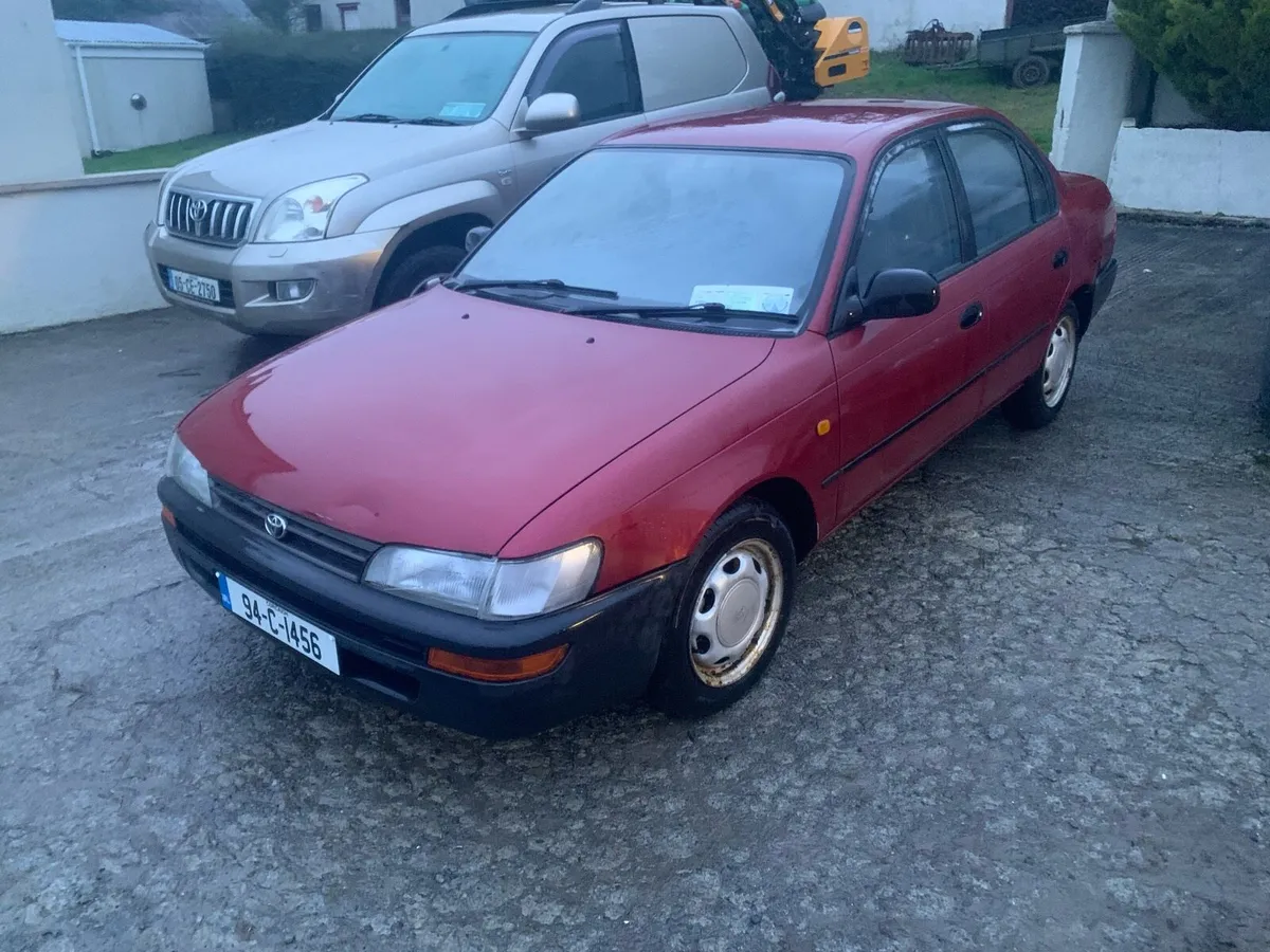 Toyota corolla - Image 2