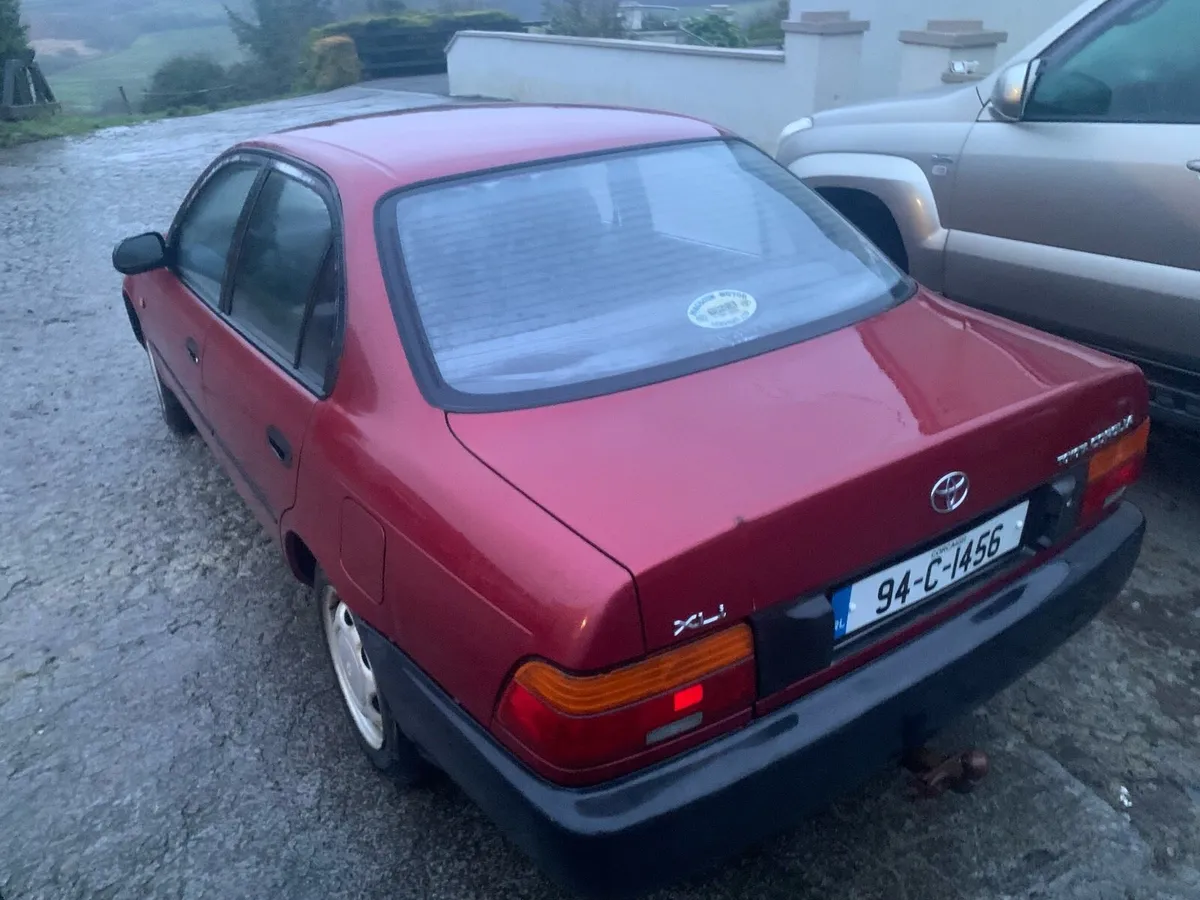 Toyota corolla - Image 3