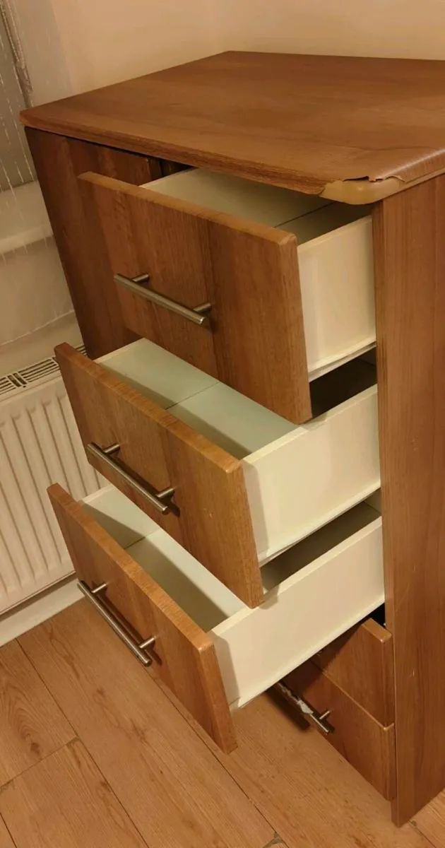 Sideboard wardrobe - Image 2