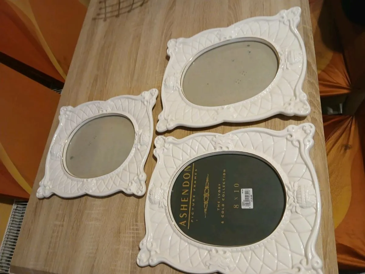 3 Ashendon  Picture Frames - Image 1