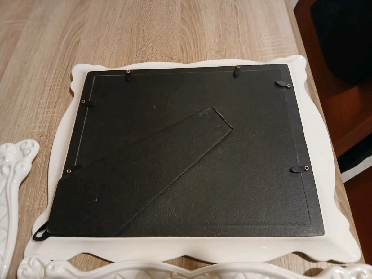 3 Ashendon  Picture Frames - Image 3