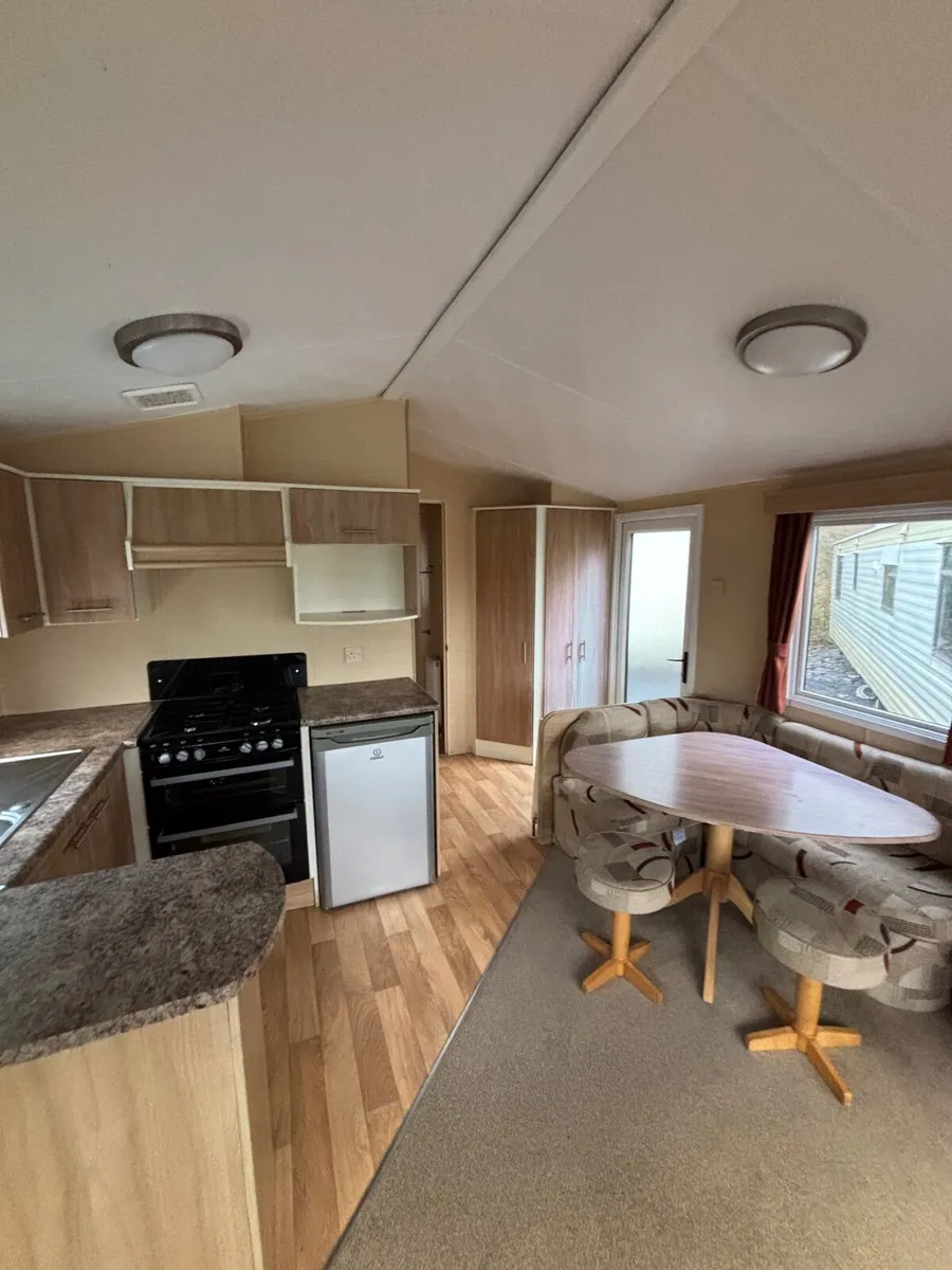 Mobile home 28ft long - Image 3