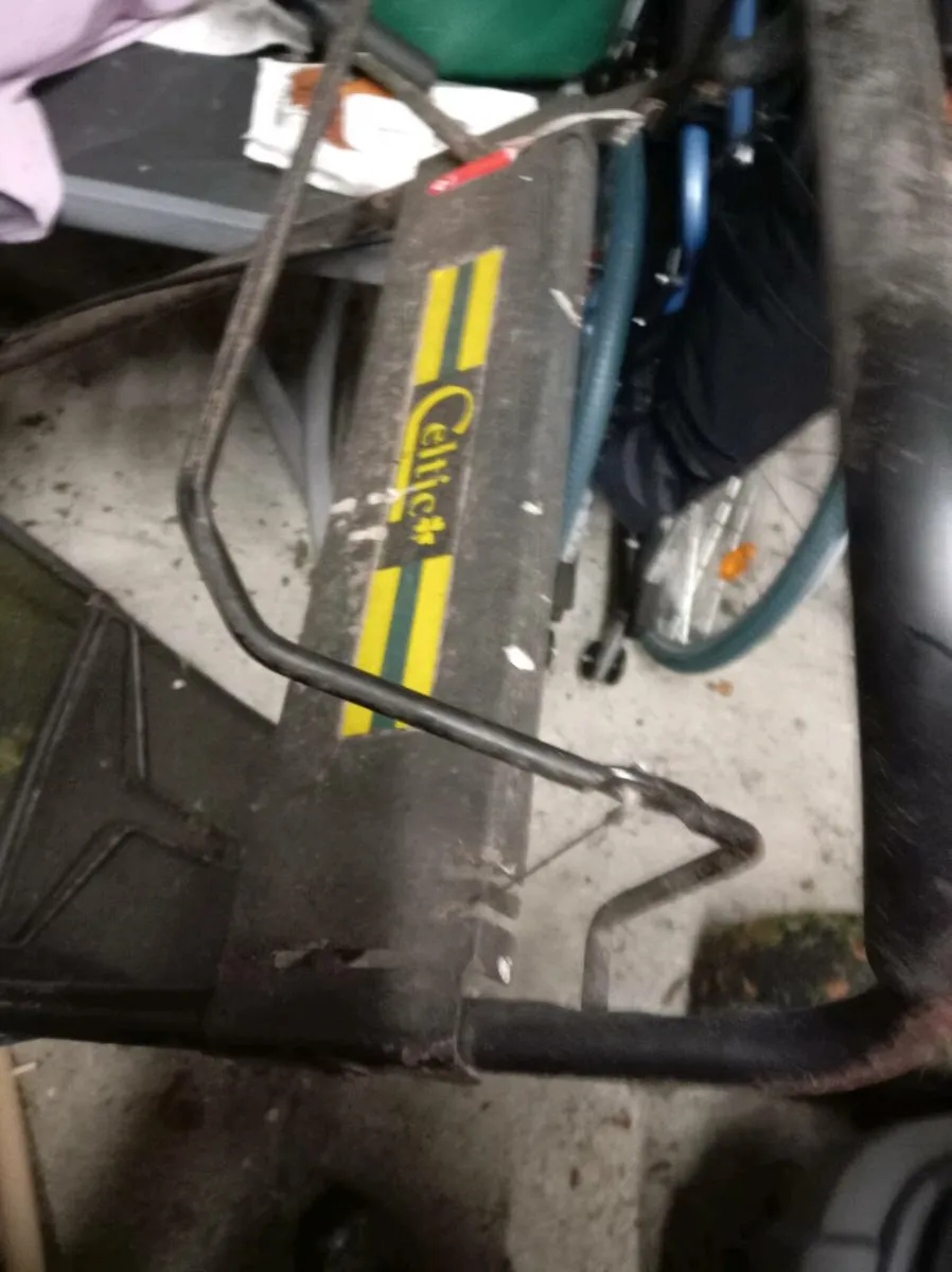 Lawn mover - Image 1