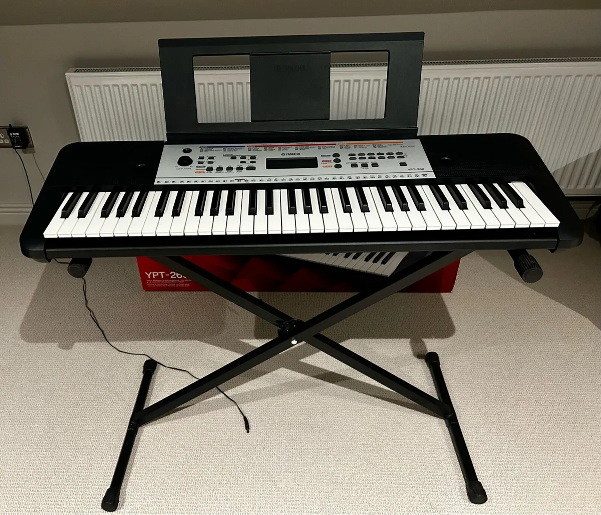 YAMAHA YPT-260 KEYBOARD - Image 1