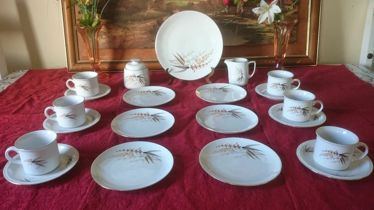 21Pc. Winterling Bavaria Germany Porcelain Tea Set - Image 1
