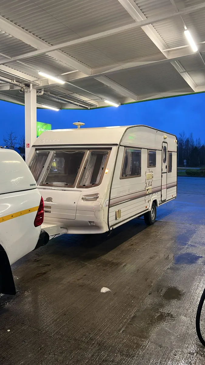 Sterling 5 Berth Caravan - Image 1