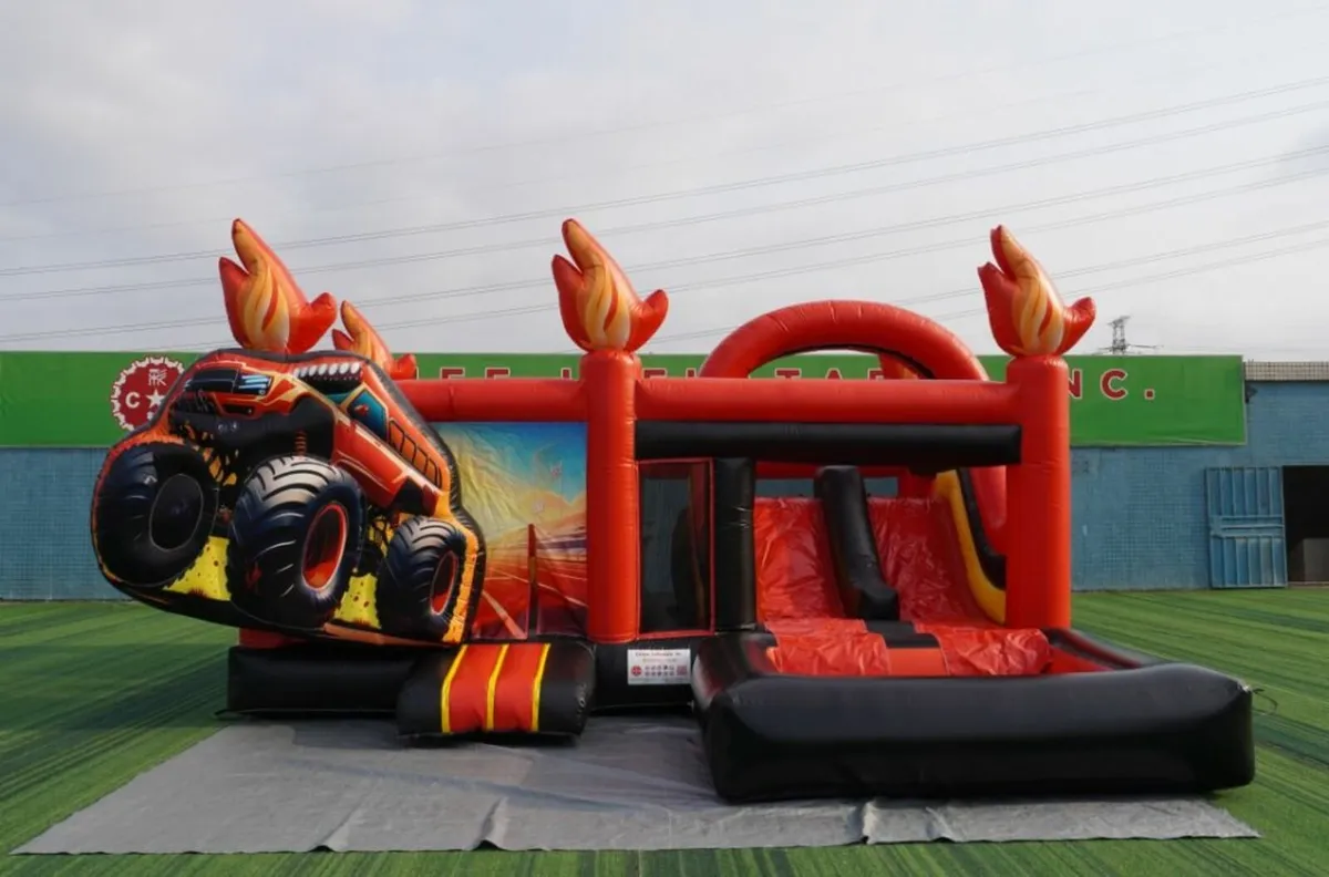 🎉 BOUNCY CASTLES FOR SALE – LIKE NEW! 🎉 - Image 3