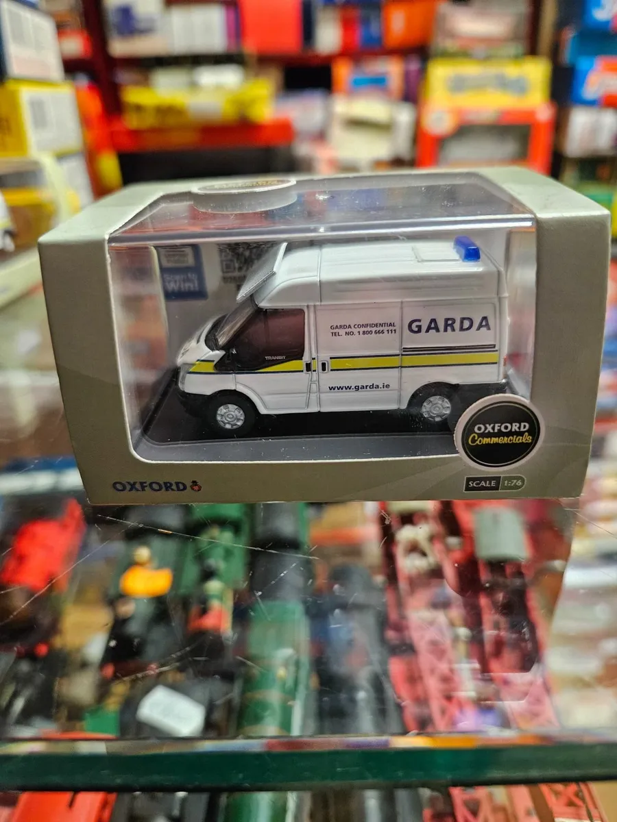Corgi Oxford Garda Van