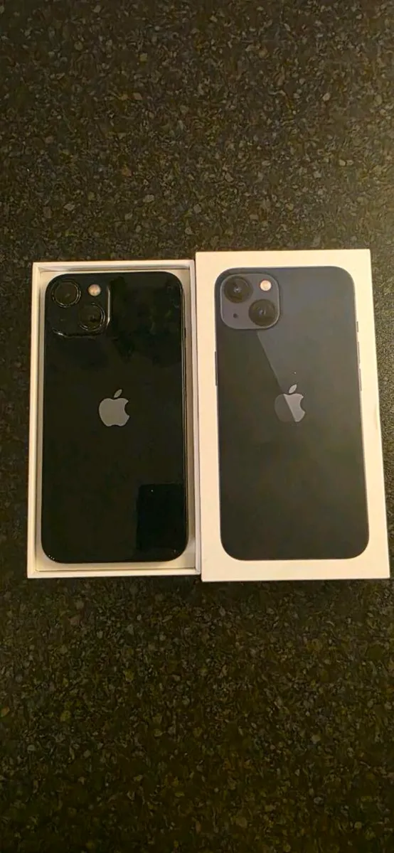 IPHONE 13 128GB UNLOCKED - Image 1
