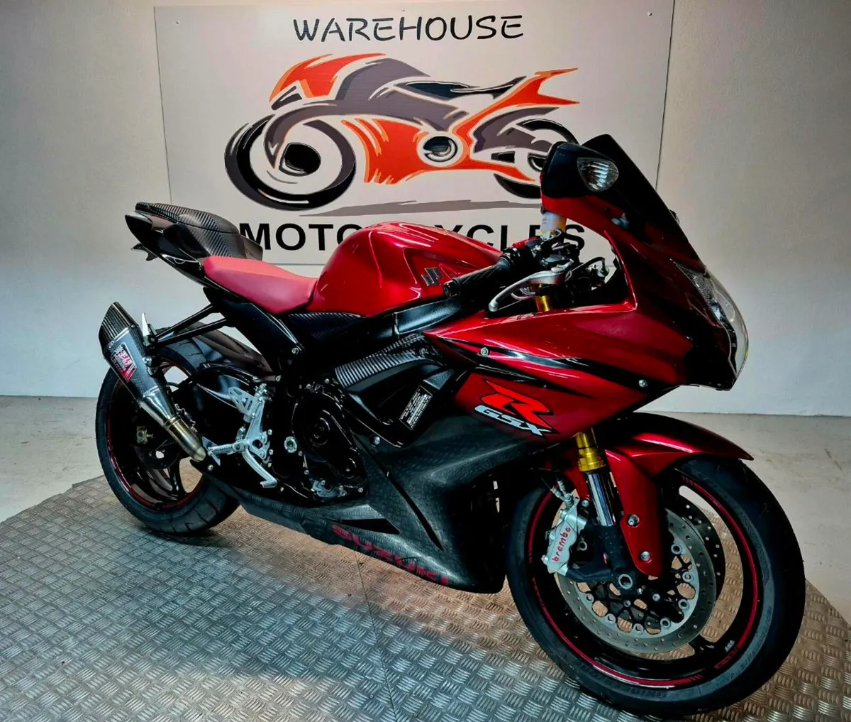 142 Suzuki GSXR750 - Image 4
