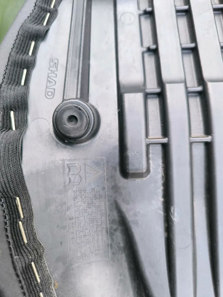 2016 Triumph street triple saddle - Image 3