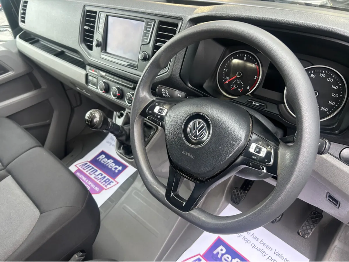 Volkswagen Crafter MWB 140HP MANUAL 6SPEED FWD 5DR - Image 2