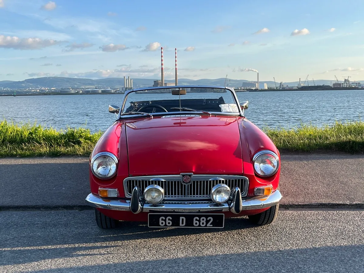 MGB Roadster 1966 - Image 2