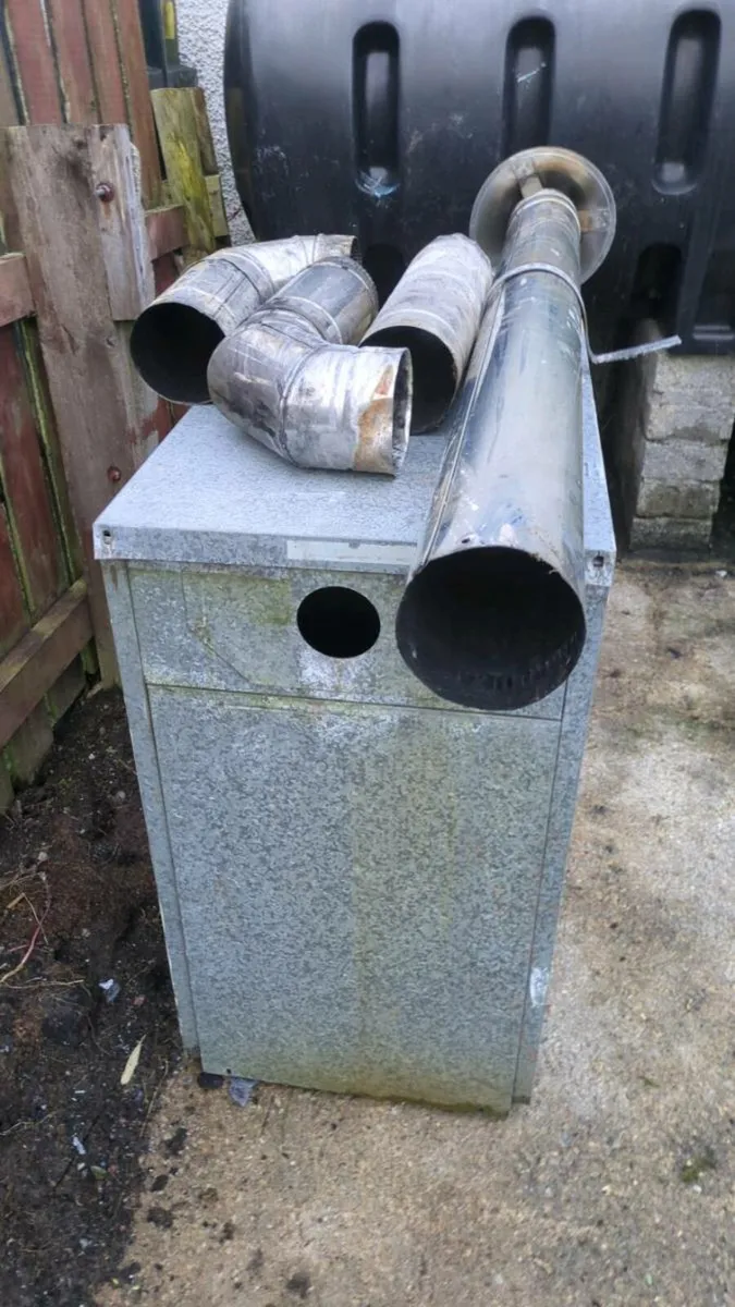 Oil boiler  frame only  & flue(no boiler) - Image 1