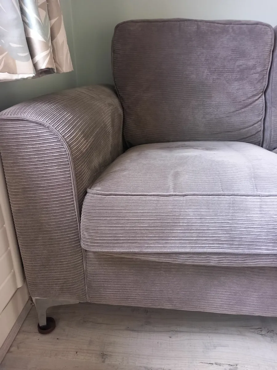 2 seater couch - Image 3