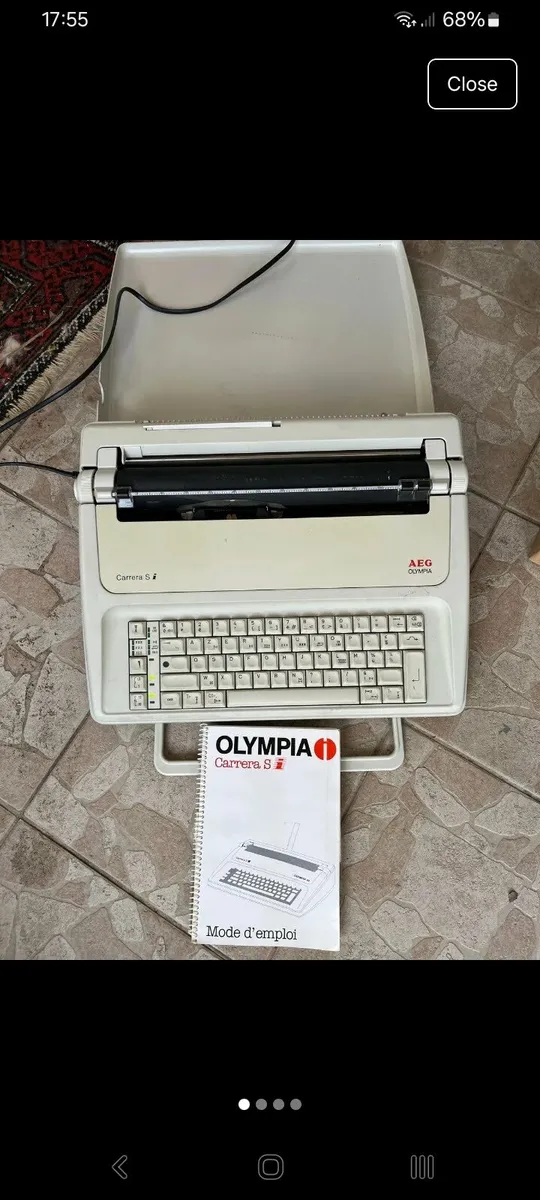 Olympia Carrera S typewriter - Image 1