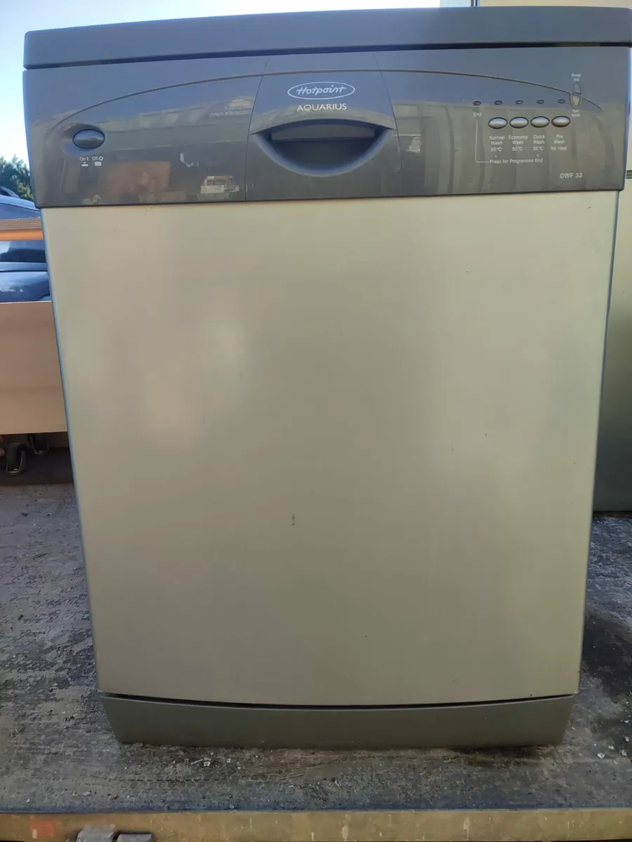 Hotpoint Dishwasher - Image 1