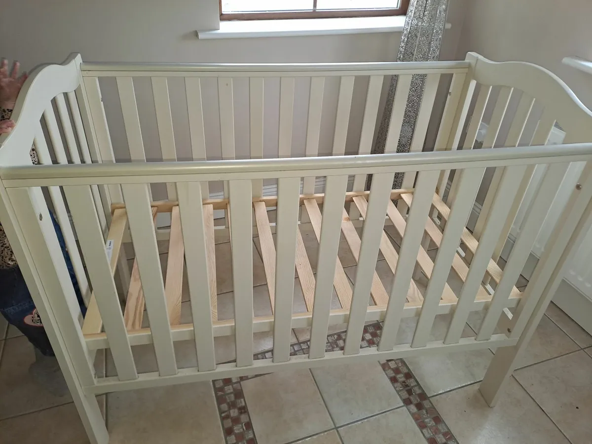 Baby cots for sale - Image 2