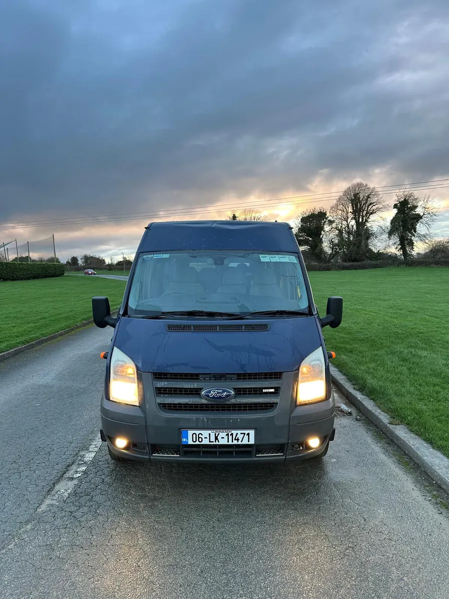 Ford Transit 2006 16 Seater Cvrt8/2026 - Image 2