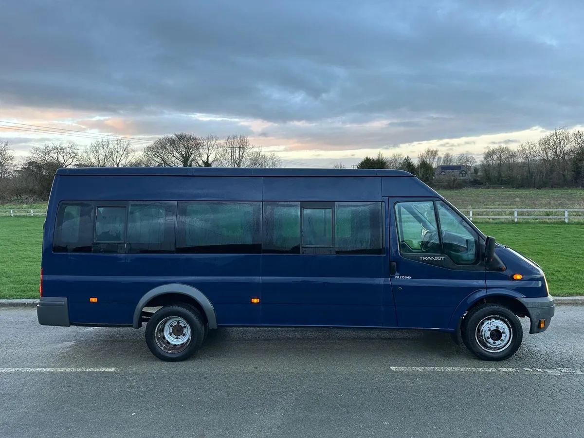 Ford Transit 2006 16 Seater Cvrt8/2026 - Image 3
