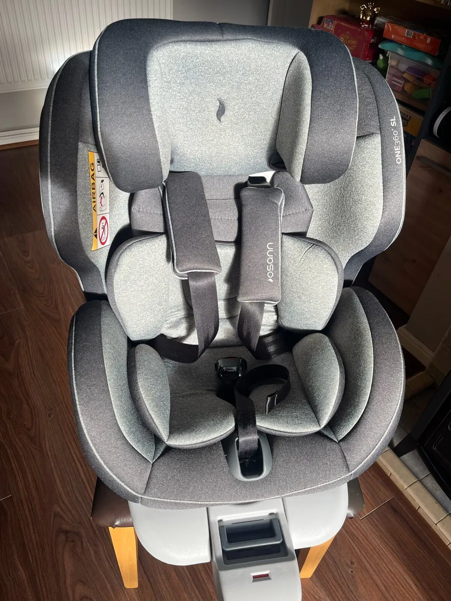 Osann 360 spin car seat - Image 1