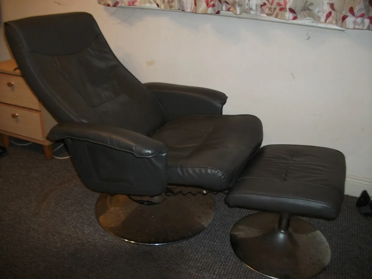 Recliner vibrating massage heated - Image 1