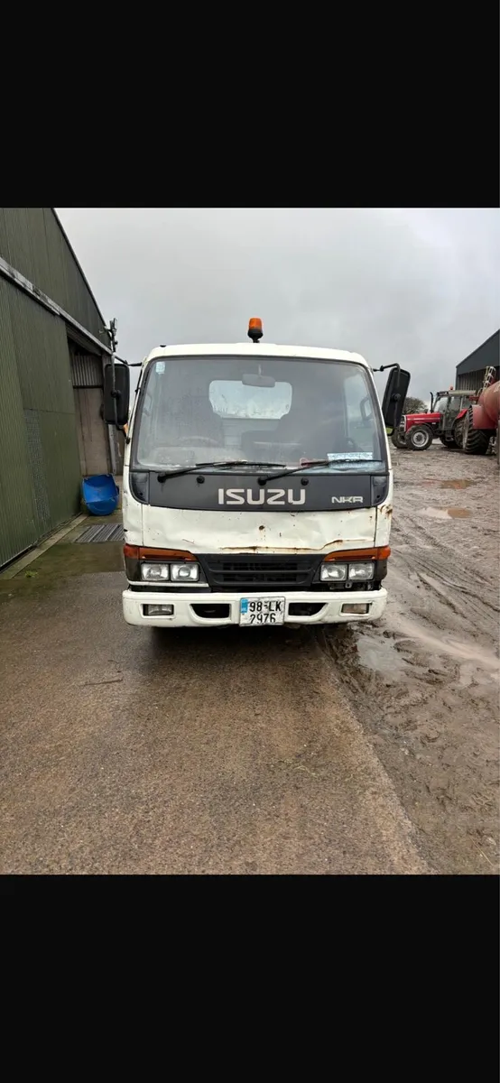 Isuzu Pickup - Image 1