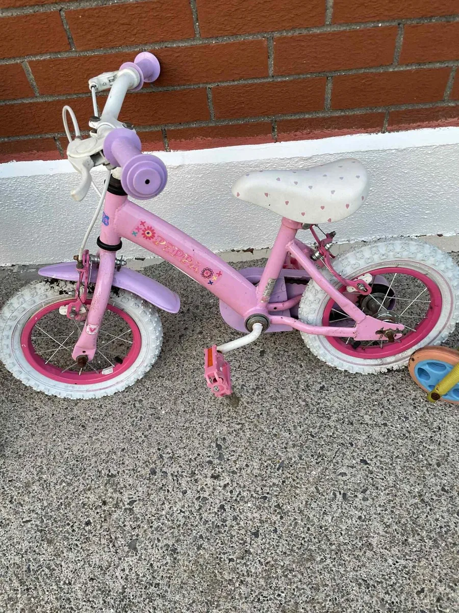 Kids items €10 - Image 2