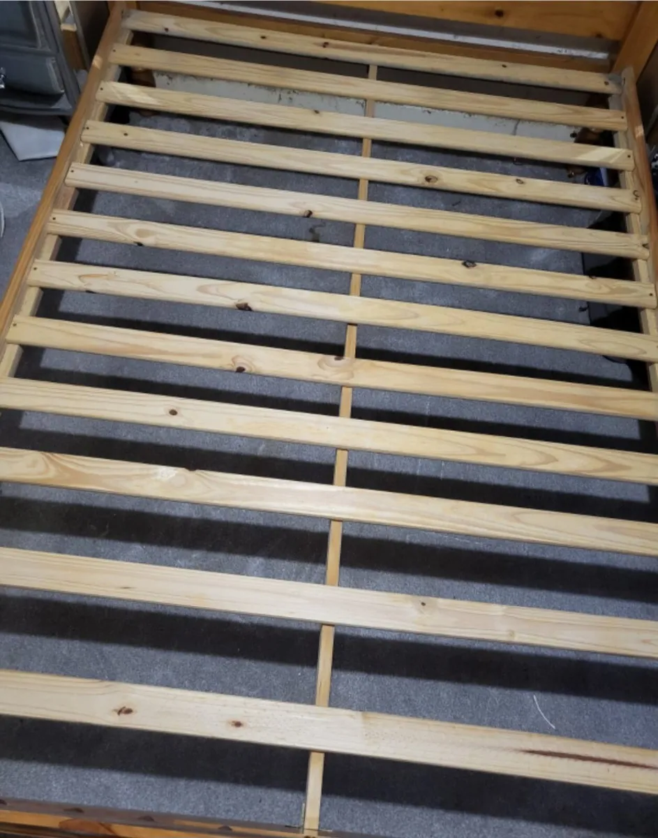 Soild wooden bed frame - Image 2