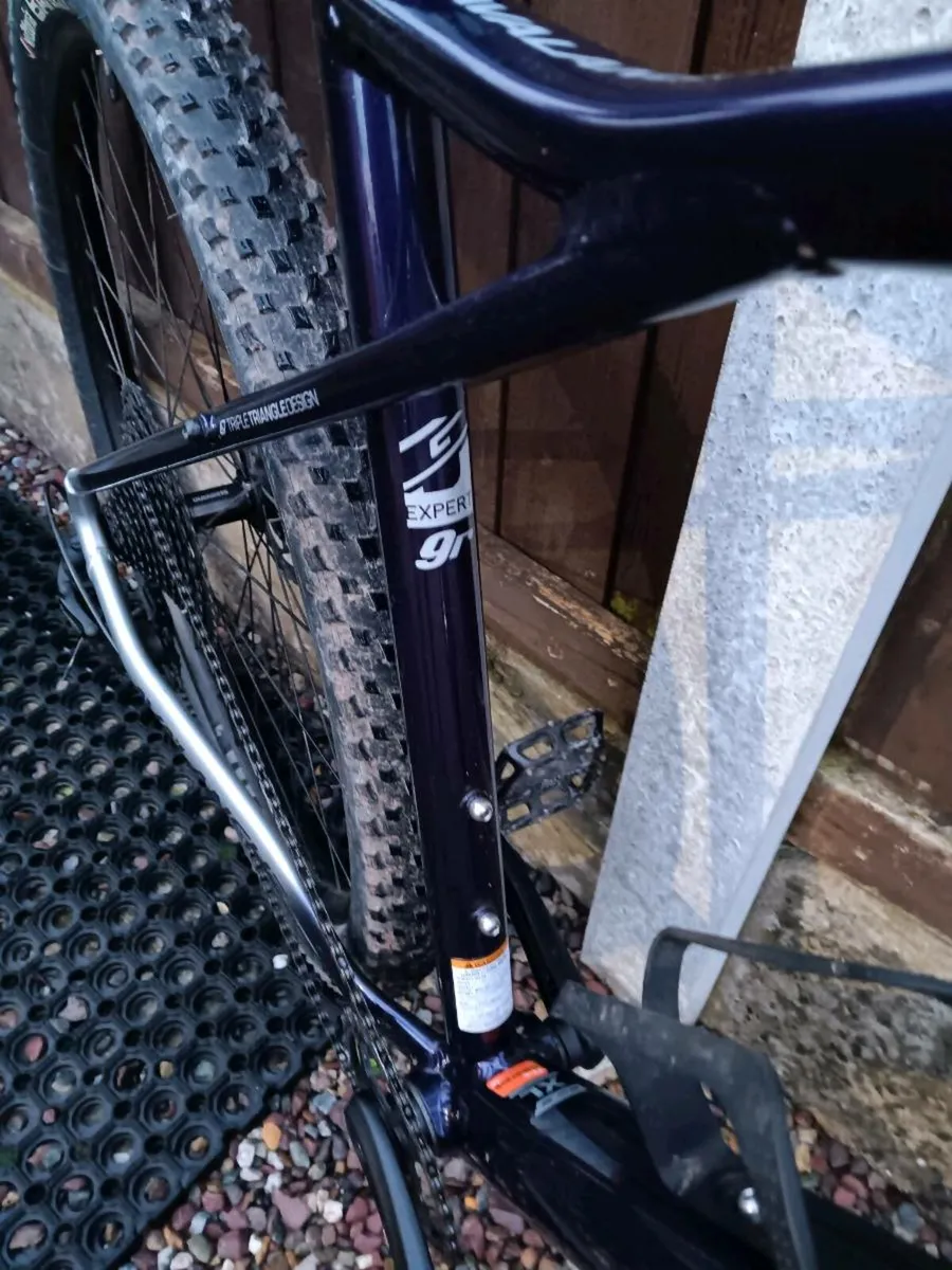 GT Avalanche expert 29r mountain bike - Image 3