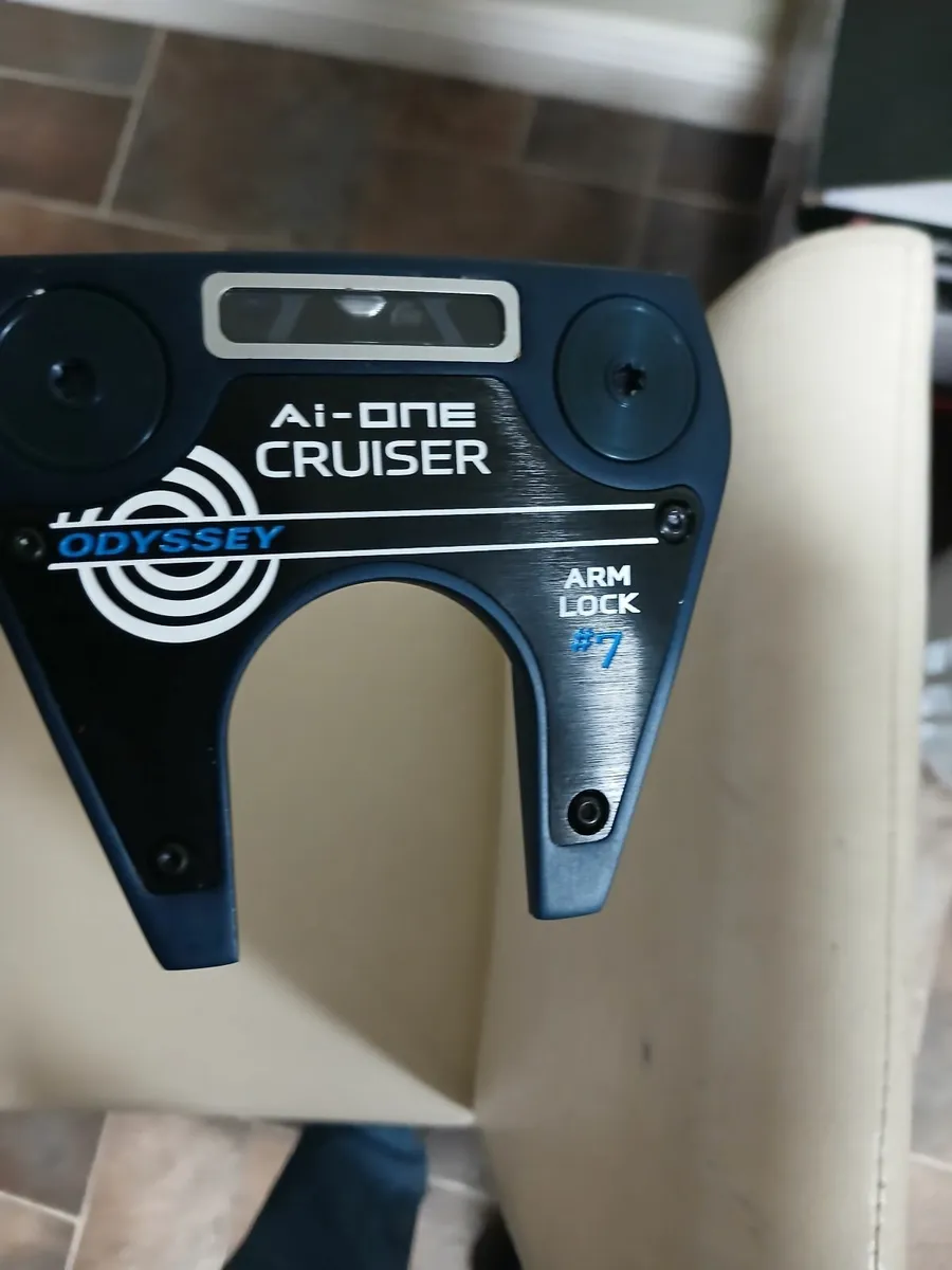 Odyssey arm lock putter - Image 3