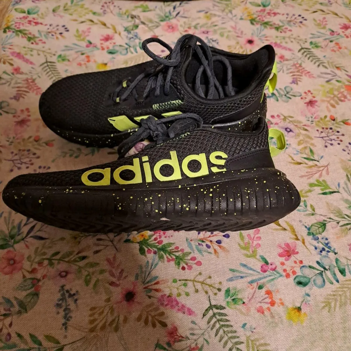 Runners UK 4 - Image 1