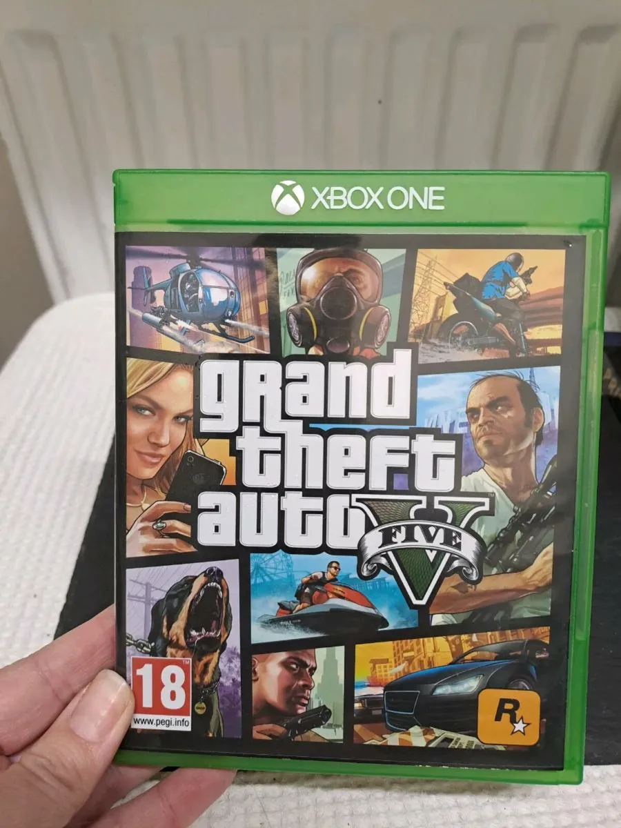 Grand theft auto V for XBOX One - Image 1