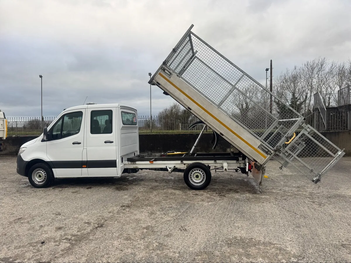 Mercedes Sprinter 316 tipper 3.5ton towing 2020 - Image 1