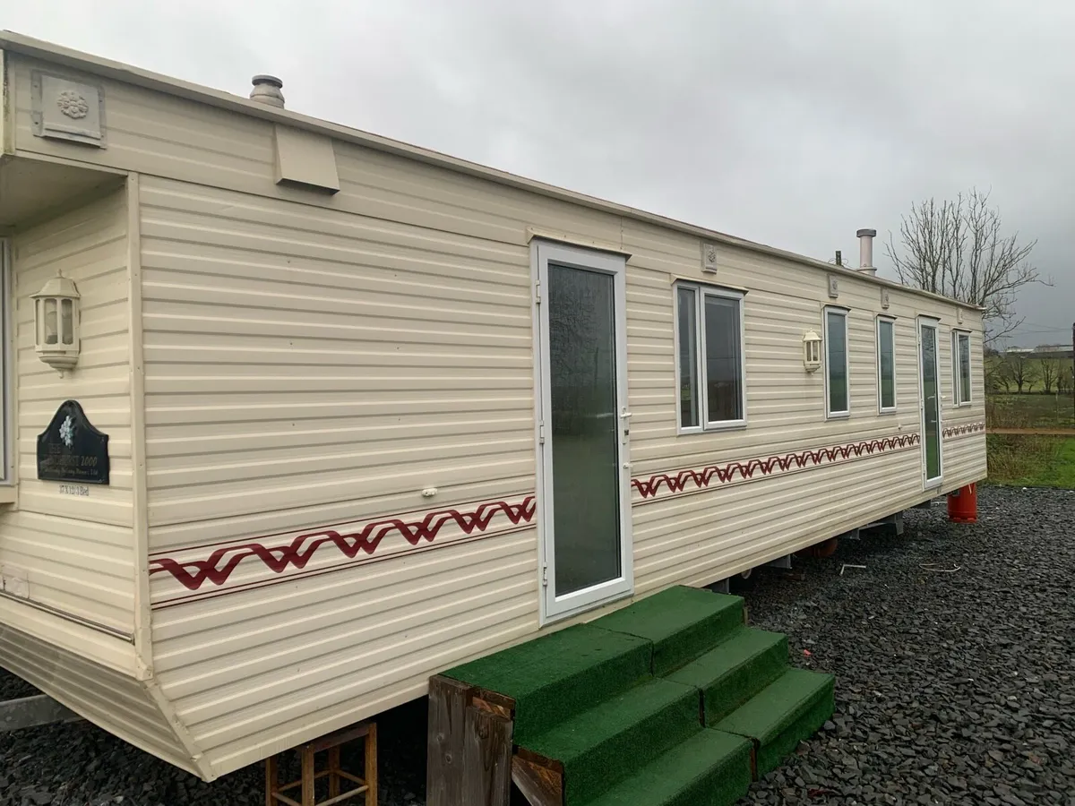 Mobile home - Image 1