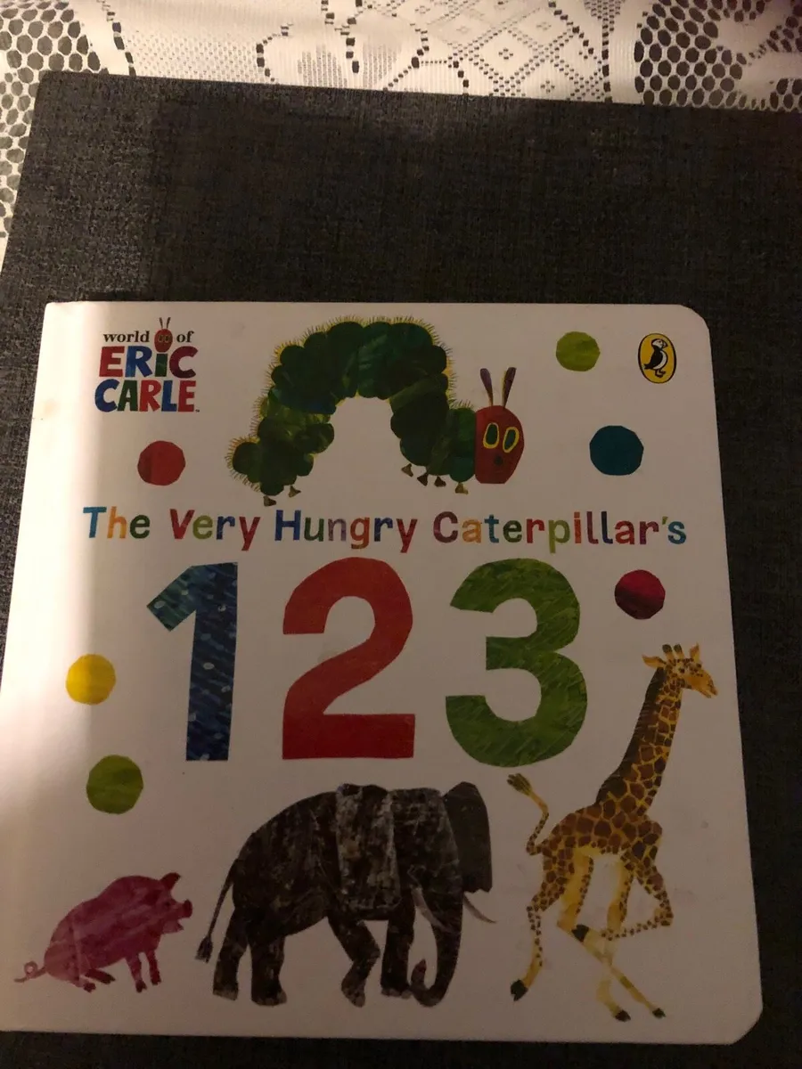 Child’s new book €4 - Image 1