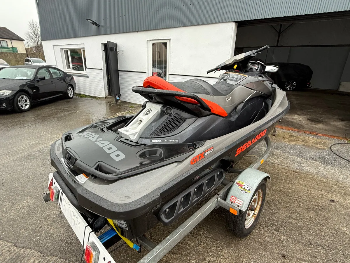 Jet ski 2015 SEA DOO 260 GTX - Image 2
