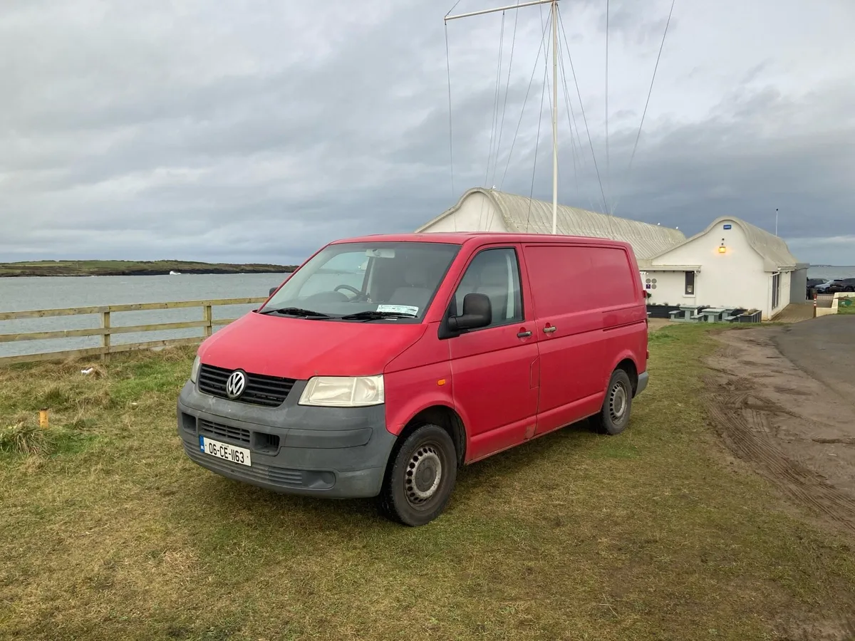 VW Transporter 1.9 - Image 1