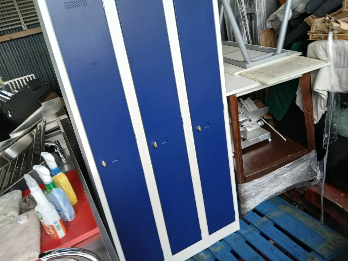 Sports lockers (3 x1)  new delivered - Image 1