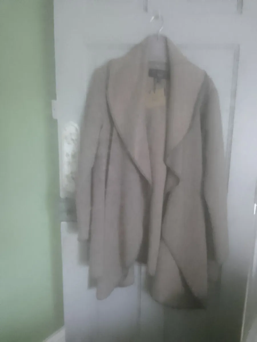 Paul Costelloe beige wool  blanket coat 14-16 new - Image 1