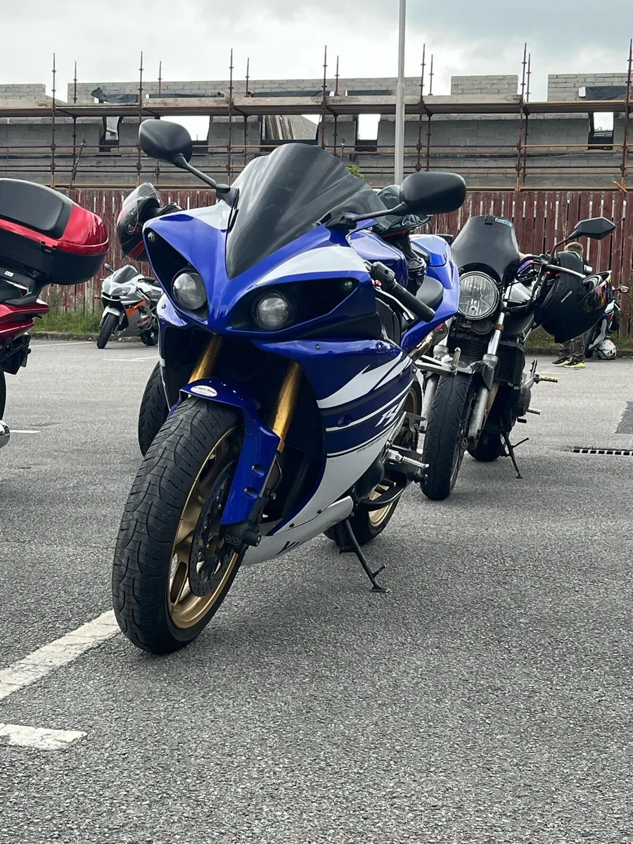 Yamaha r1 2010 Big Bang - Image 2