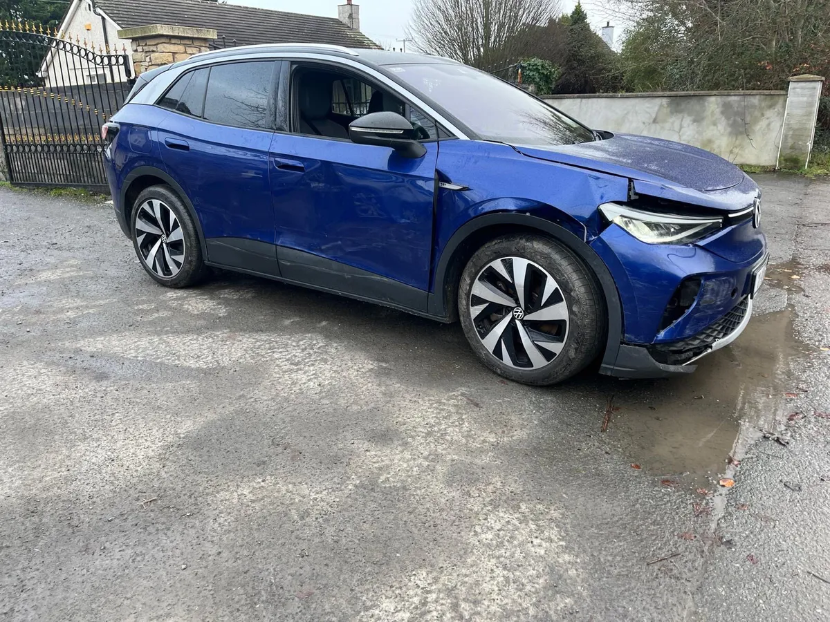 2021 Vw ID 4 1St Edition driving - Image 1